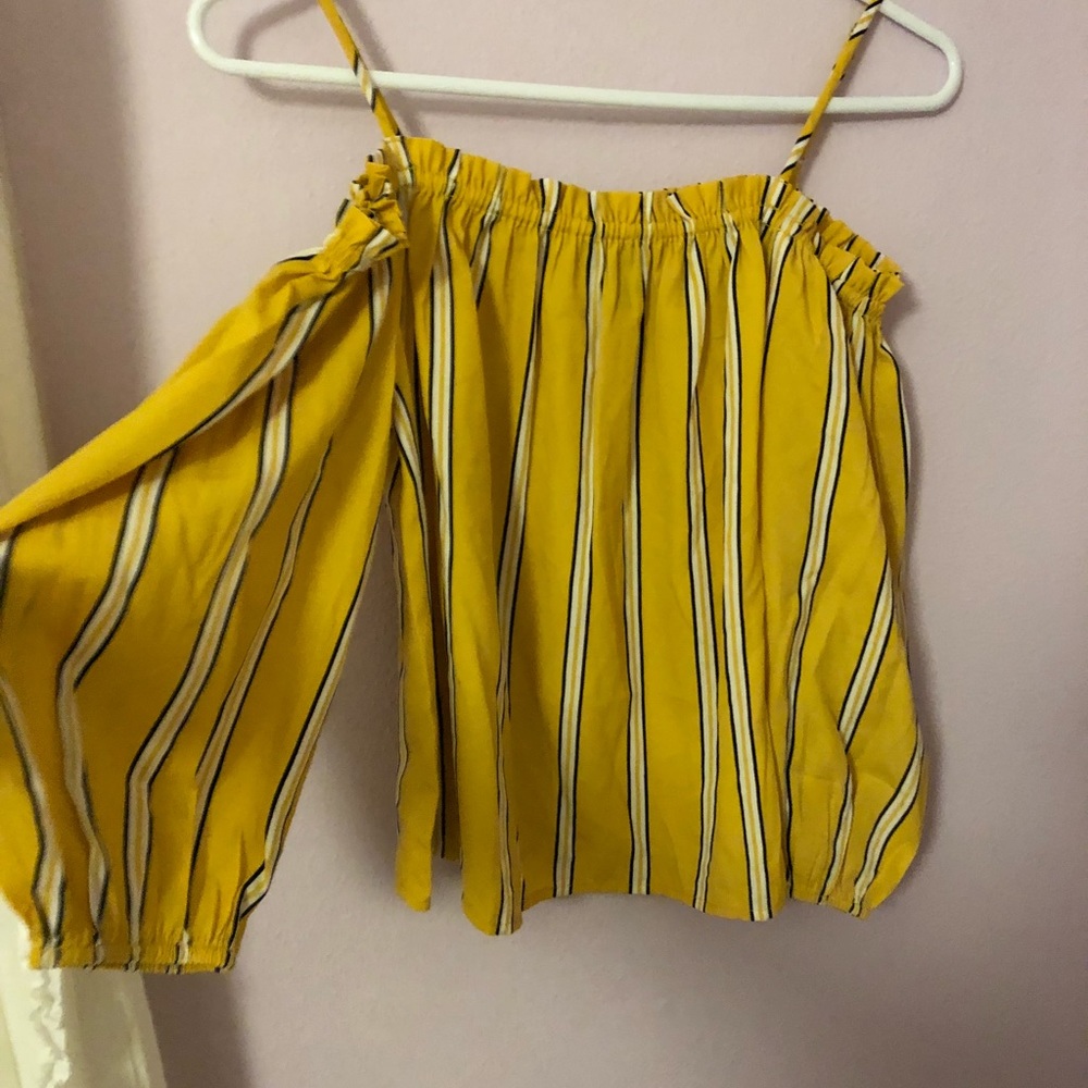 Cute yellow striped off the shoulder top!